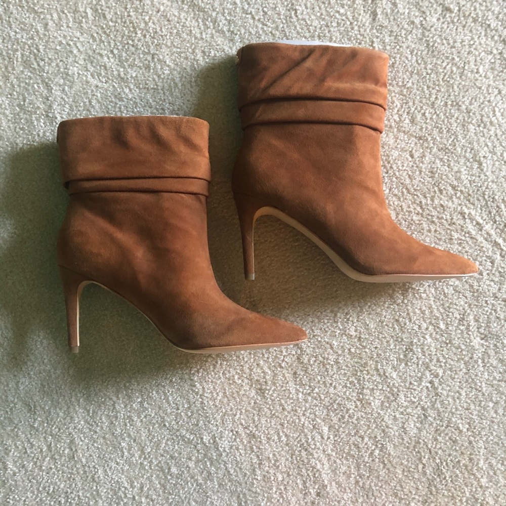 BROWN ANKLE BOOTS